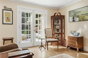 516 Roslyn Pl, Pittsburgh, PA 15232 - Photo 8