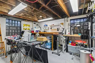 516 Roslyn Pl, Pittsburgh, PA 15232 - Photo 40