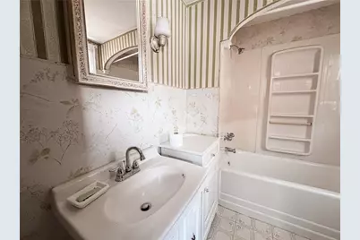 1207 Ohio Ave, White Oak, PA 15131 - Photo 12