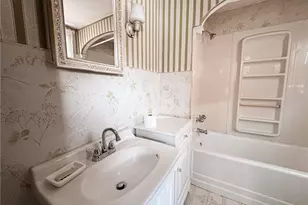 1207 Ohio Ave, White Oak, PA 15131 - Photo 12