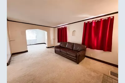 1207 Ohio Ave, White Oak, PA 15131 - Photo 4