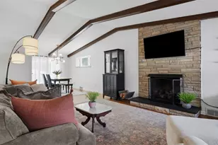 422 Wimer Dr, Ross Twp, PA 15237 - Photo 6