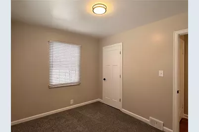 714 Pershing St, Ellwood City, PA 16117 - Photo 6