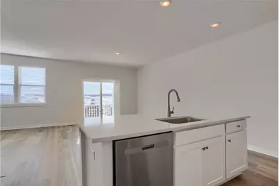 122 Scotland Ln, Harmony Boro, PA 16037 - Photo 14