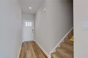 122 Scotland Ln, Harmony Boro, PA 16037 - Photo 6