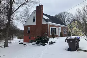 444 Spencer Ave, Sharon, PA 16146 - Photo 2