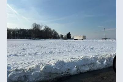 1301 Garner Rd, Mahoning Township, PA 16105 - Photo 1