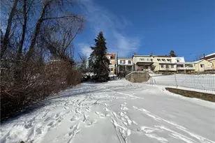 715 Eureka St, Pittsburgh, PA 15210 - Photo 16