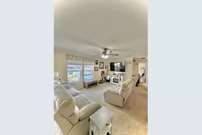 203 Knight Dr, Belle Vernon, PA 15012 - Photo 8