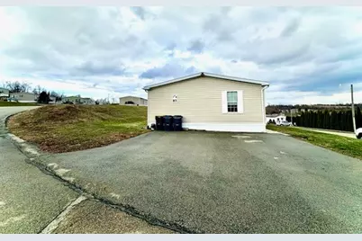 203 Knight Dr, Belle Vernon, PA 15012 - Photo 4