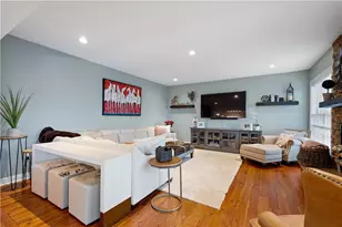 205 Welbourn Dr, Peters Township, PA 15367 - Photo 14