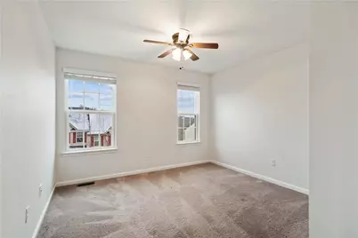 220 Noble Woods Dr, Coraopolis, PA 15108 - Photo 18