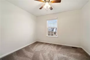 220 Noble Woods Dr, Coraopolis, PA 15108 - Photo 20