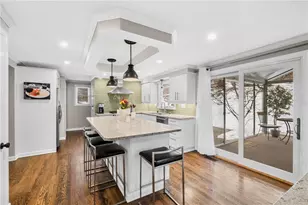 897 MacArthur Dr, Pittsburgh, PA 15228 - Photo 18