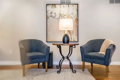 897 Macarthur Dr, Pittsburgh, PA 15228 - Photo 16