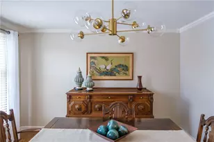 897 MacArthur Dr, Pittsburgh, PA 15228 - Photo 12