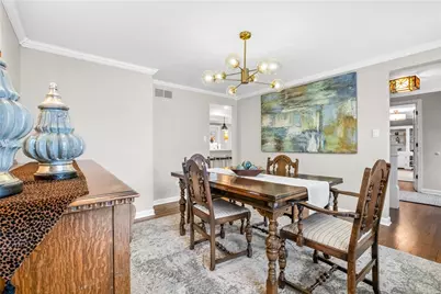 897 Macarthur Dr, Pittsburgh, PA 15228 - Photo 10