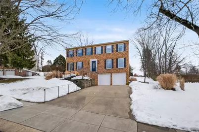 897 Macarthur Dr, Pittsburgh, PA 15228 - Photo 2