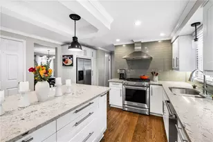 897 MacArthur Dr, Pittsburgh, PA 15228 - Photo 26