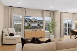 288 Frances Ln, Cecil, PA 15057 - Photo 2