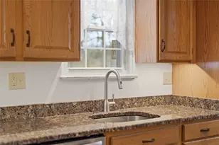 220 Cornwall Dr, Pittsburgh, PA 15238 - Photo 14