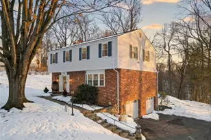 220 Cornwall Dr, Pittsburgh, PA 15238 - Photo 1