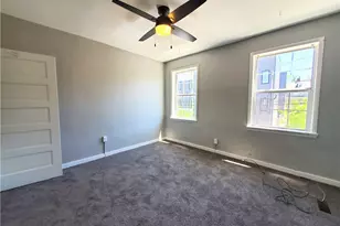 4635 Plummer St, Pittsburgh, PA 15201 - Photo 2