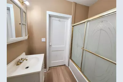 428 Glenn St, Clairton, PA 15025 - Photo 2