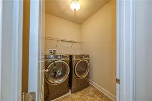 142 Dorsch Dr, Cranberry Township, PA 16066 - Photo 20