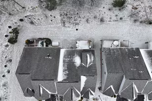 142 Dorsch Dr, Cranberry Township, PA 16066 - Photo 2