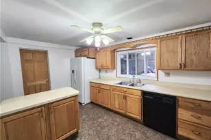 731 Chartiers Ave, Elliott, PA 15220 - Photo 2