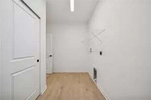 208 Walton Circle, Aliquippa, PA 15001 - Photo 34