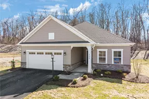 208 Walton Circle, Aliquippa, PA 15001 - Photo 2