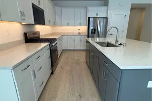 208 Walton Circle, Aliquippa, PA 15001 - Photo 10