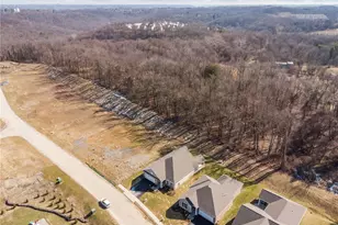 208 Walton Circle, Aliquippa, PA 15001 - Photo 6