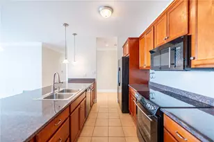 5859 Beacon St, Pittsburgh, PA 15217 - Photo 12