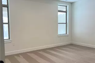 107 Hemingway Ln, Kennedy Township, PA 15108 - Photo 8