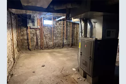 1118 Wallis Ave, Farrell, PA 16121 - Photo 14