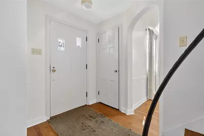 2606 Winchester Drive, Pittsburgh, PA 15220 - Photo 4