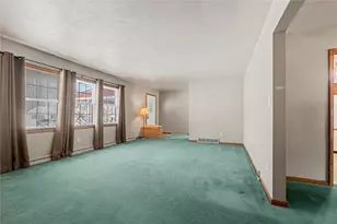 500 Laurel Dr, Sharpsville, PA 16150 - Photo 2