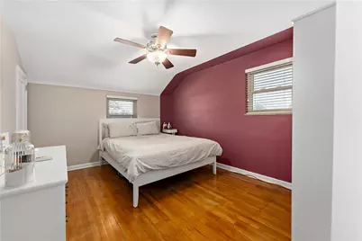 133 Cambridge Rd, Bethel Park, PA 15102 - Photo 18