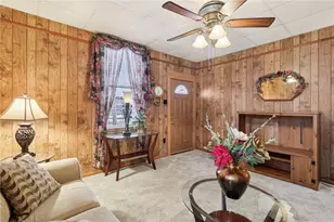 1203 Eastbrook St, New Castle, PA 16101 - Photo 8