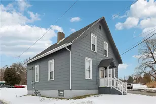 1203 Eastbrook St, New Castle, PA 16101 - Photo 2