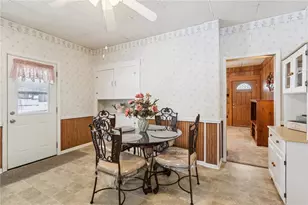 1203 Eastbrook St, New Castle, PA 16101 - Photo 6