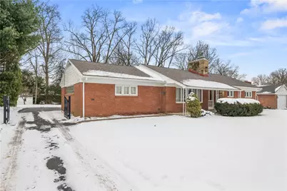 340 Carley Ave, Sharon, PA 16146 - Photo 1