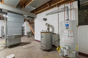 340 Carley Ave, Sharon, PA 16146 - Photo 24