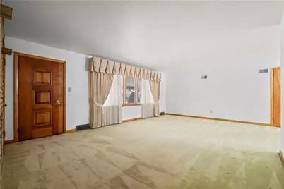 340 Carley Ave, Sharon, PA 16146 - Photo 6