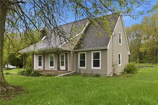 2104 Pulaski Rd, Neshannock Township, PA 16105 - Photo 1