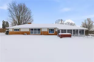 214 Sunset Dr, Neshannock Township, PA 16105 - Photo 34