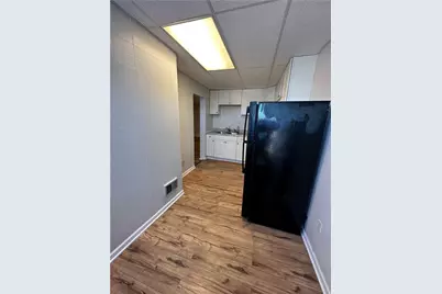 319 Birmingham Avenue, Pittsburgh, PA 15210 - Photo 16